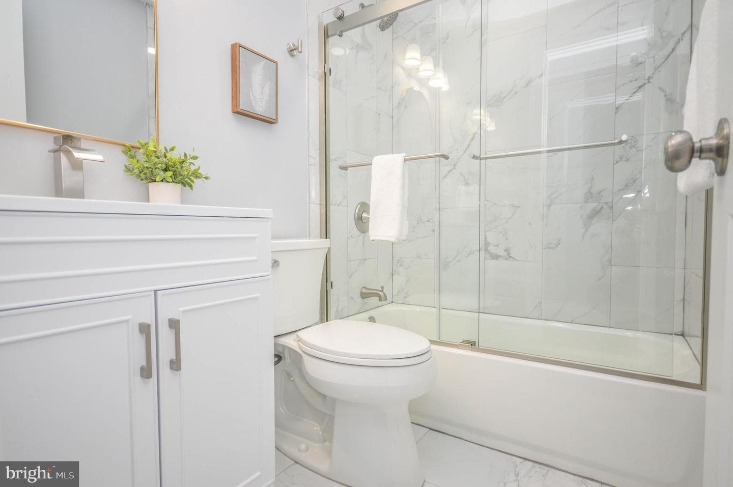 2807 Belleview photo 35