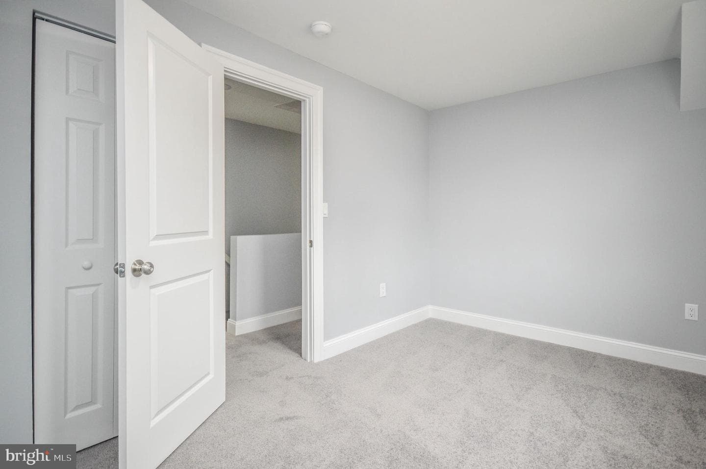 2807 Belleview photo 37