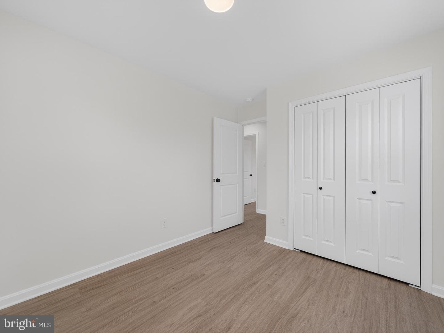 8608 Girard Street photo 21