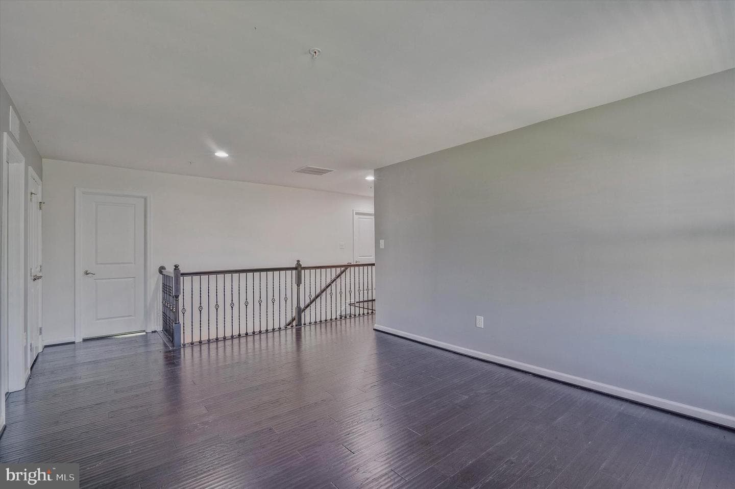 6205 Palatine Avenue photo 31