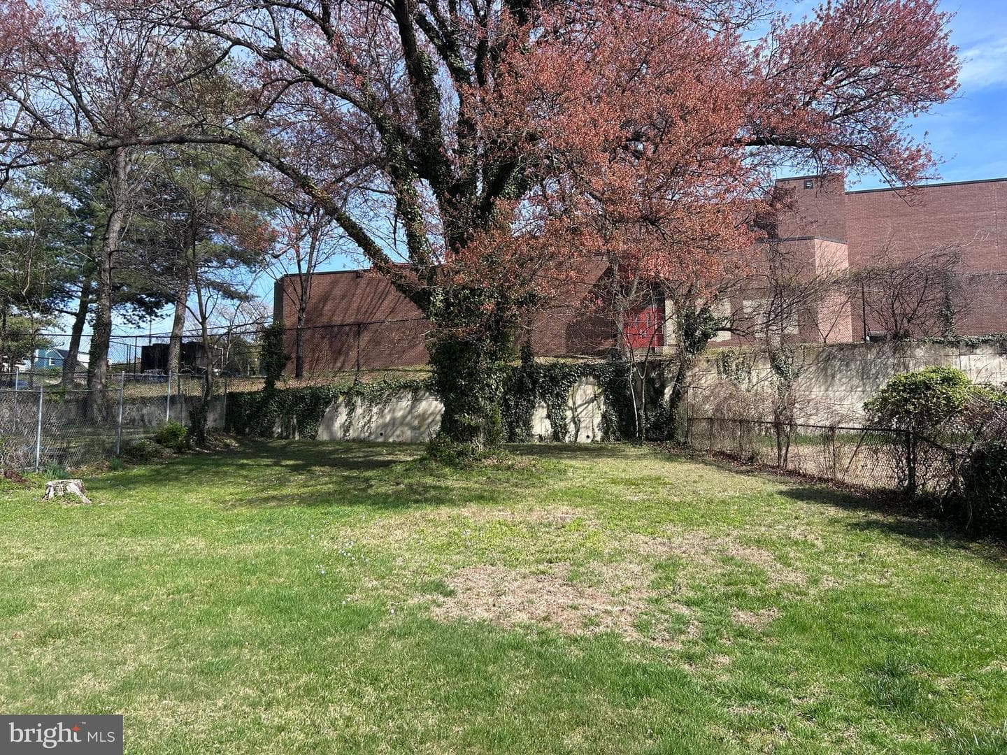 1402 Edgewick Avenue photo 14