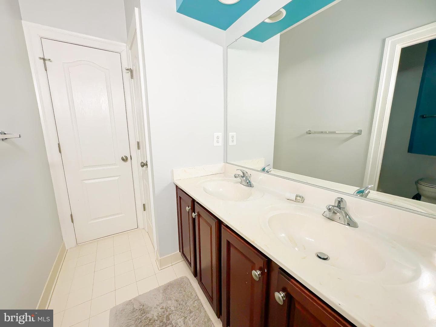 6609 Chatham Park Drive photo 36