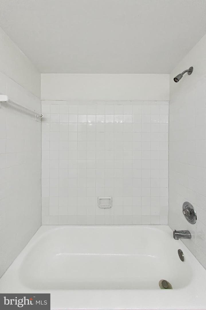 15775 Easthaven Court #301 photo 21