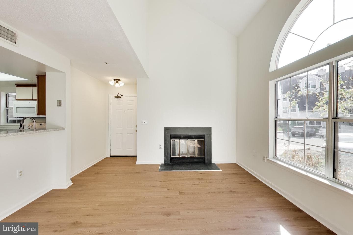 15775 Easthaven Court #301 photo 6