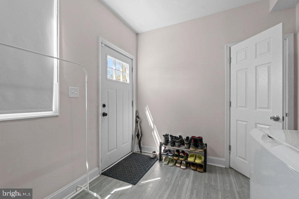 324 Laurel Avenue photo 29