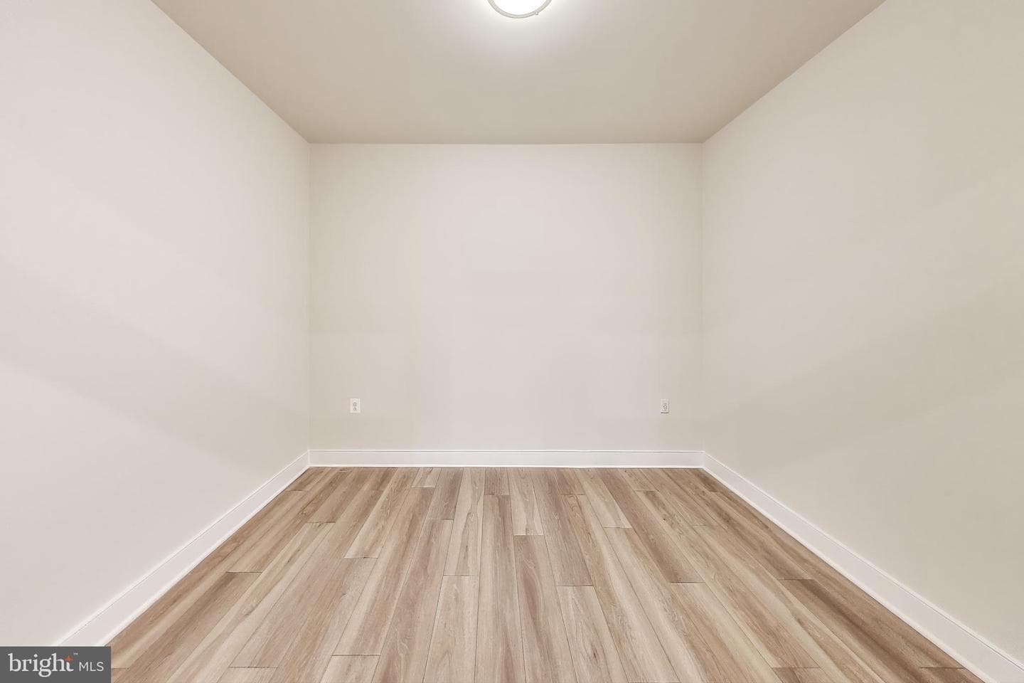 104 Saint Ives Place #202 photo 15