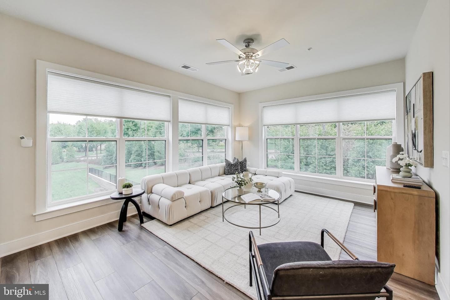 104 Saint Ives Place #202 photo 5