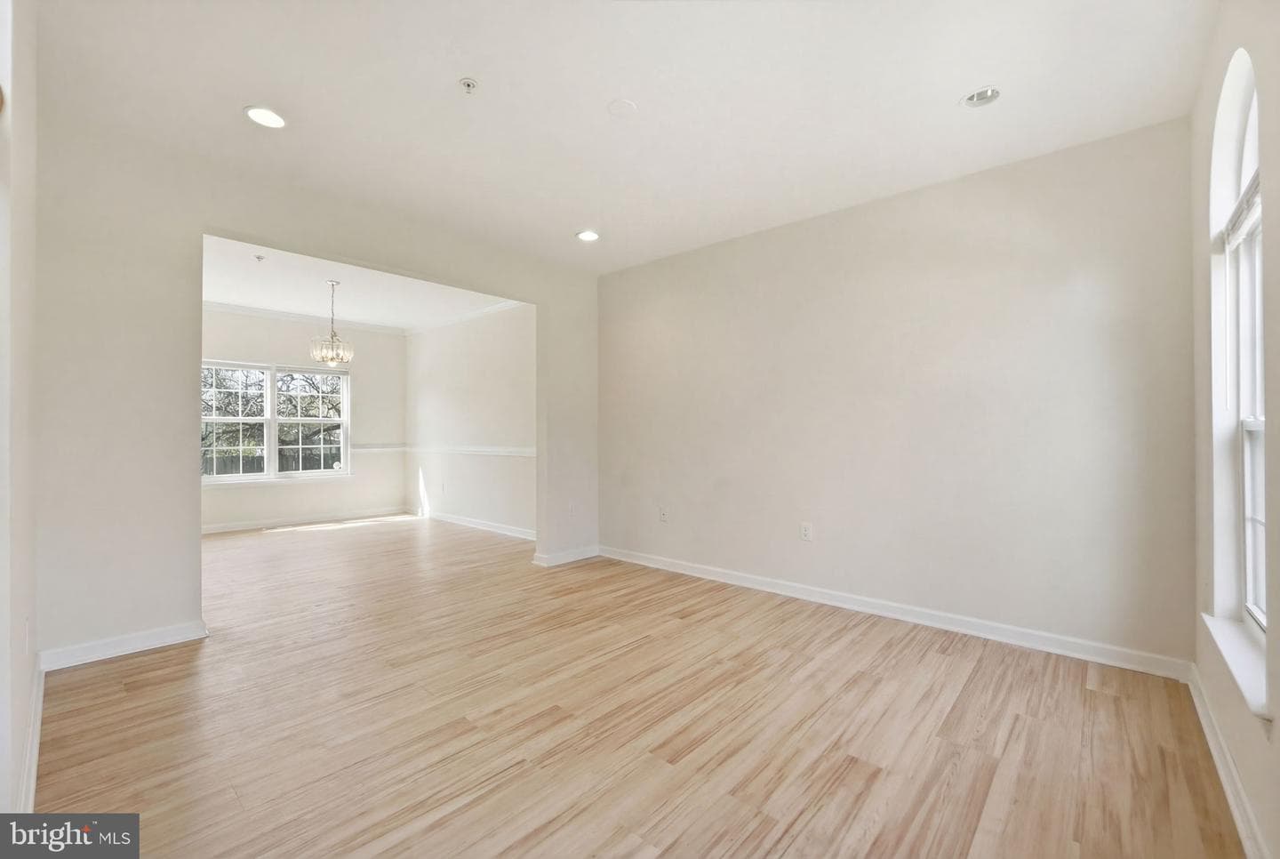 8102 Ash Avenue photo 5