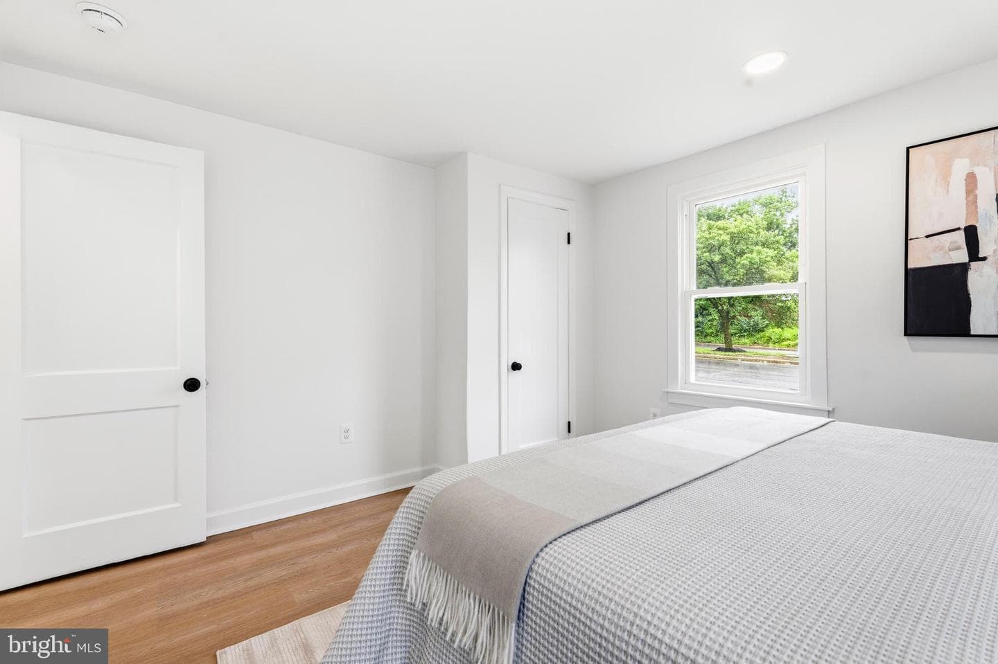 5608 Annapolis Road photo 29