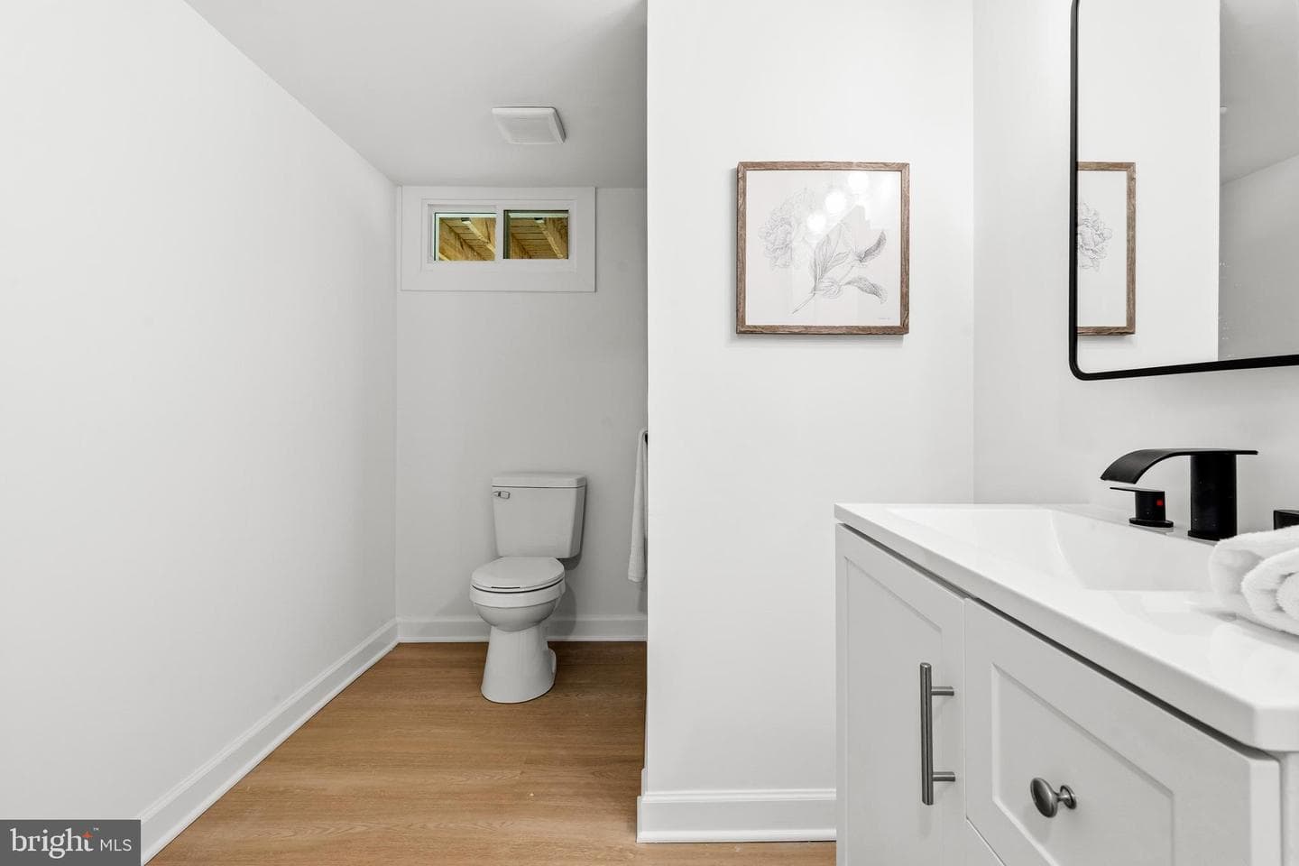 5608 Annapolis Road photo 43