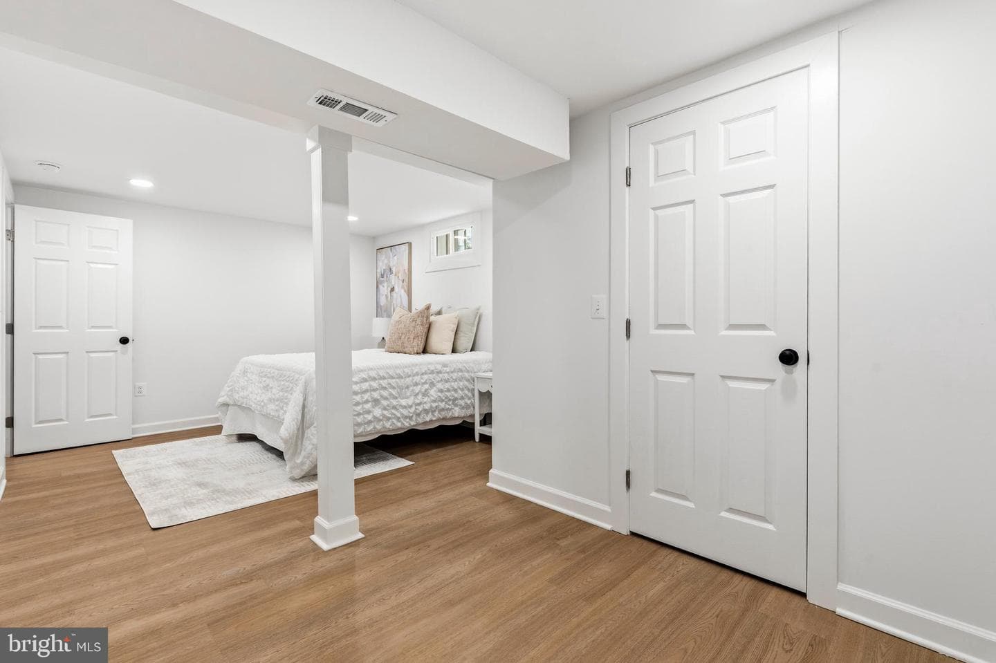 5608 Annapolis Road photo 47