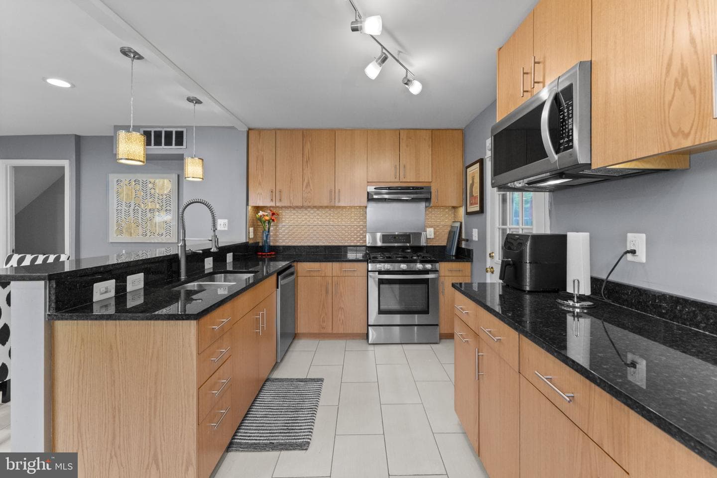 8252 Imperial Drive #7-J photo 11