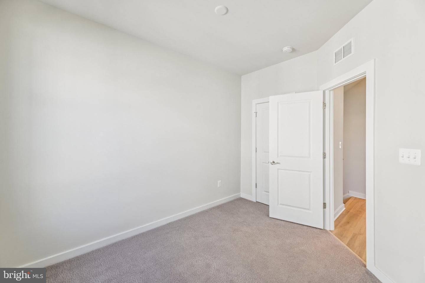5600 Hyattsville Drive photo 41
