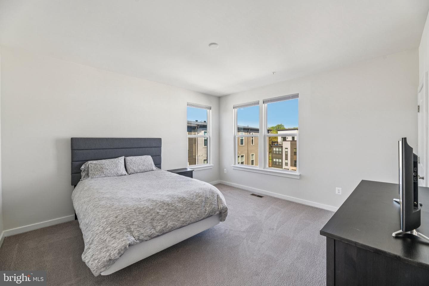 5600 Hyattsville Drive photo 49