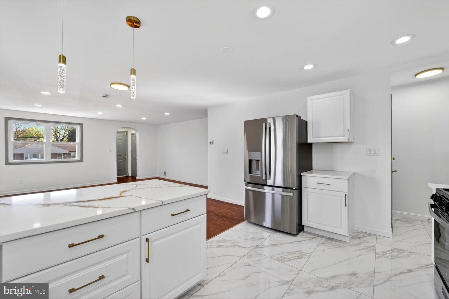 2708 West Avenue photo 7