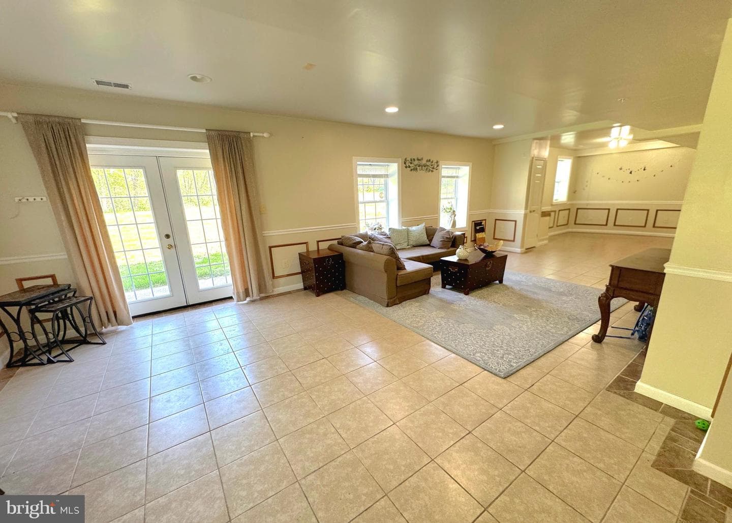 16619 Peach Street photo 73