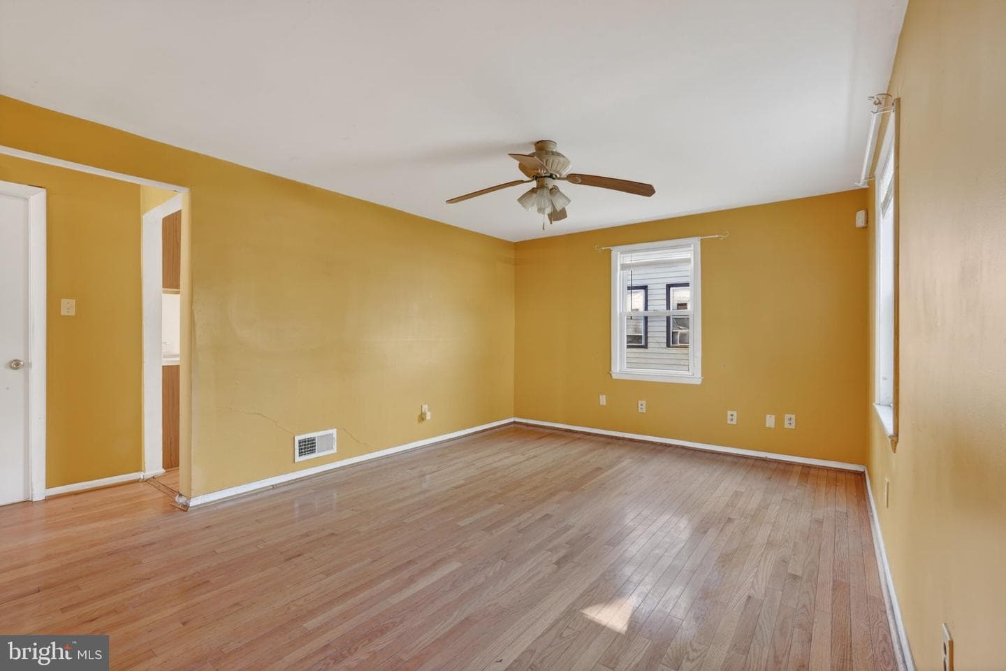 5441 Taussig Road photo 5