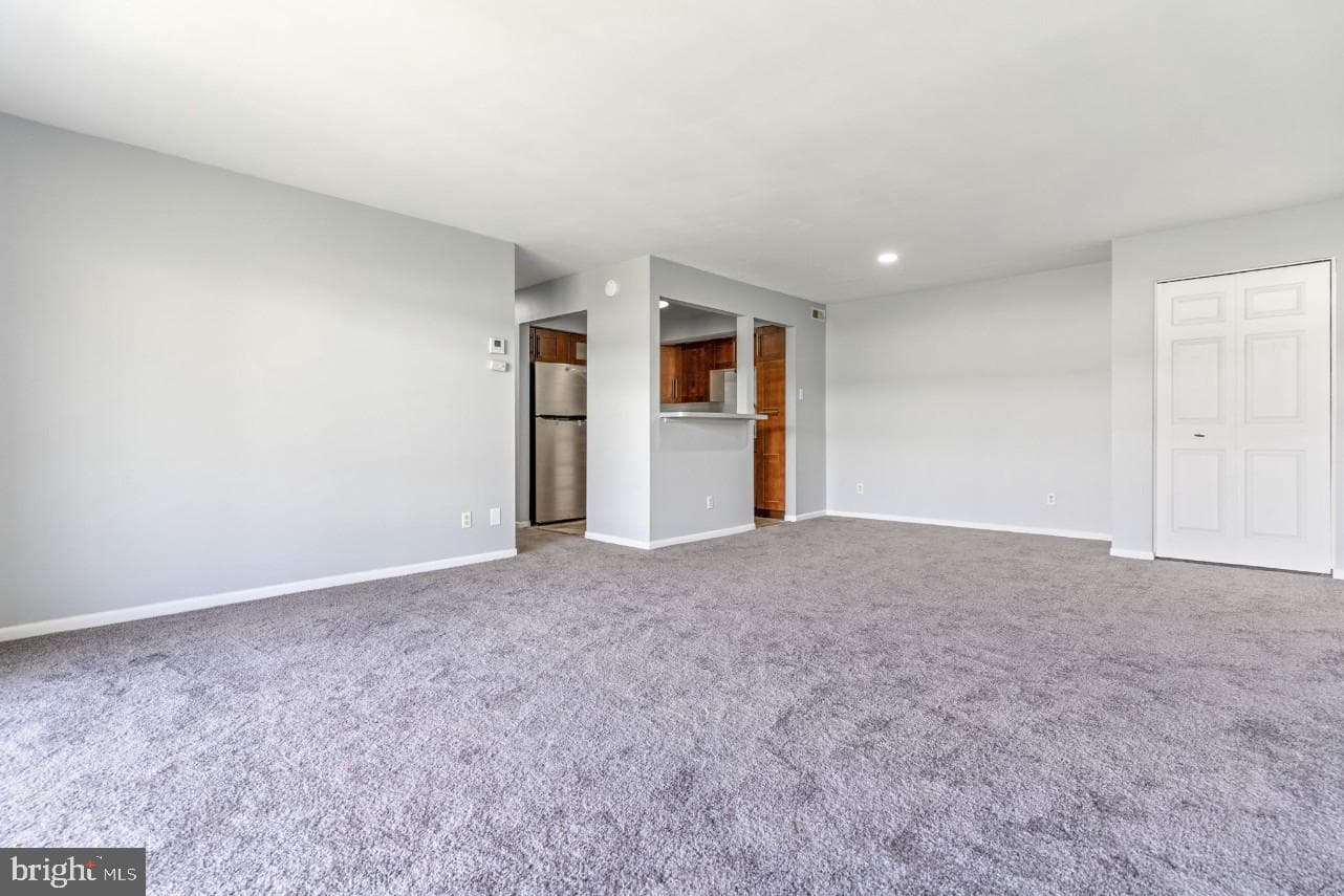 10122 Campus Way S #203-1a photo 4