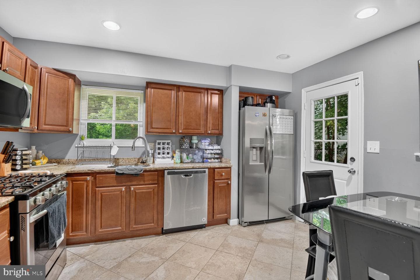 5 Pepper Mill Drive photo 4