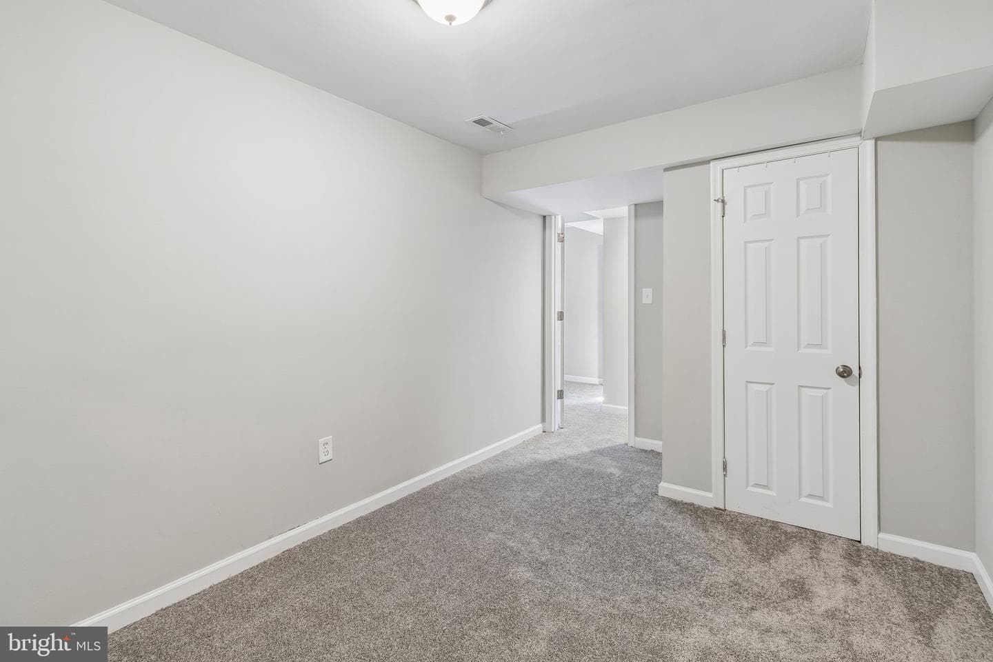 5903 Sylvia Court photo 14