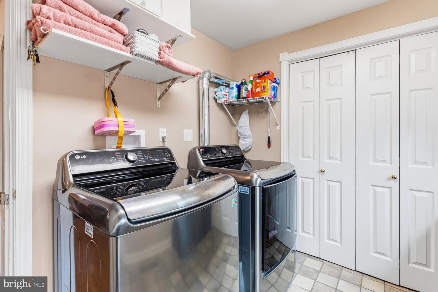 1105 Montgomery Street photo 10