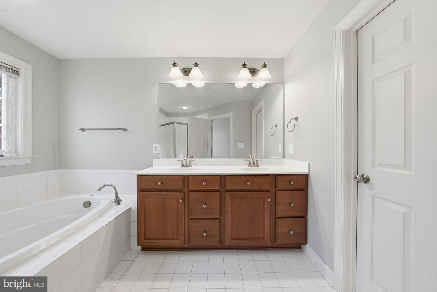 14614 Hawley Lane photo 23