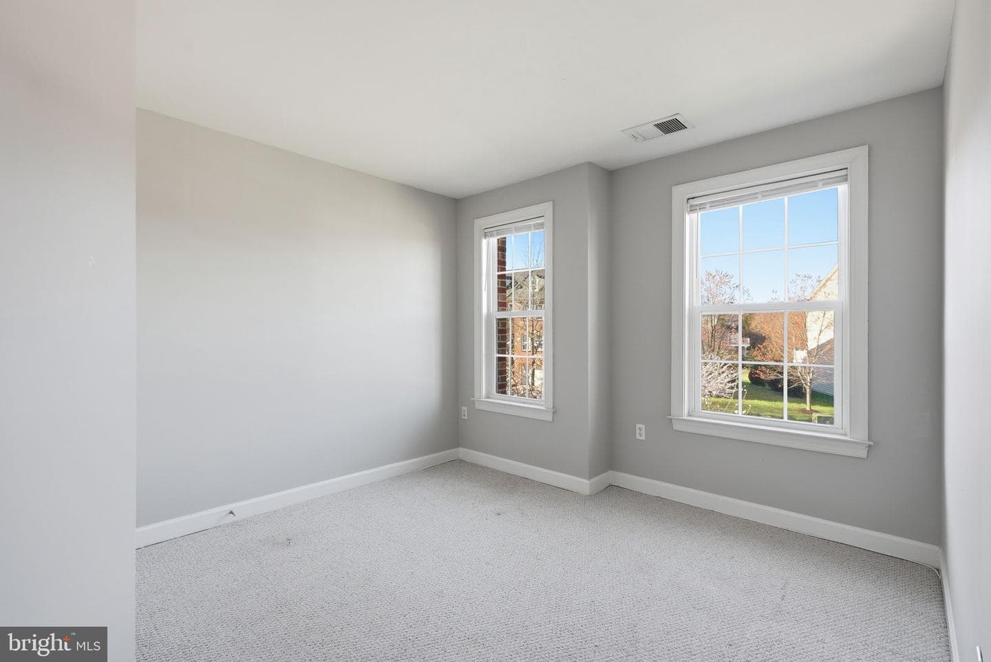 14614 Hawley Lane photo 25