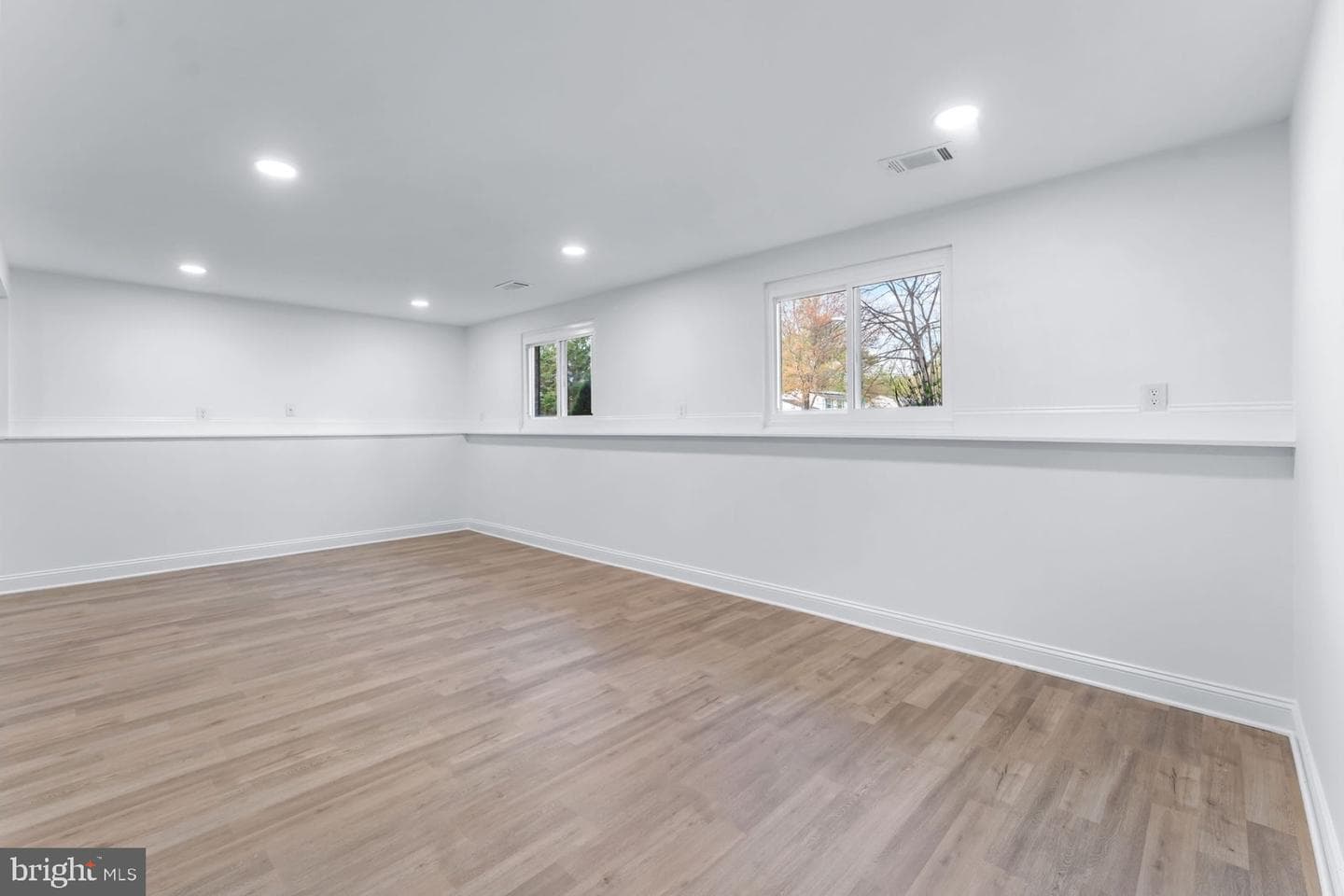 12008 Nevin Lane photo 20