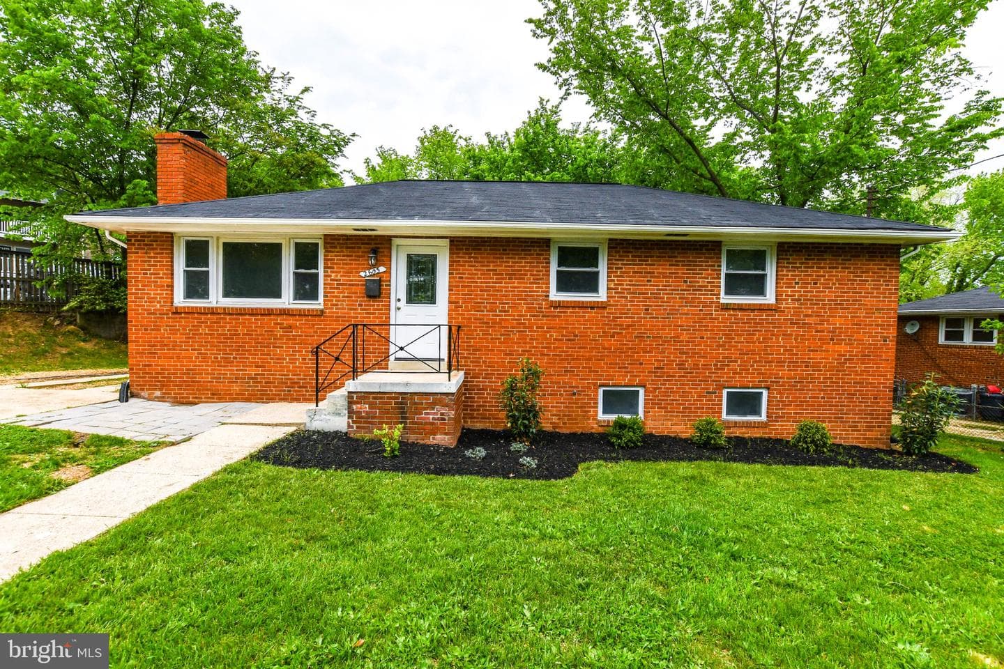 2603 Shadyside Avenue photo 1