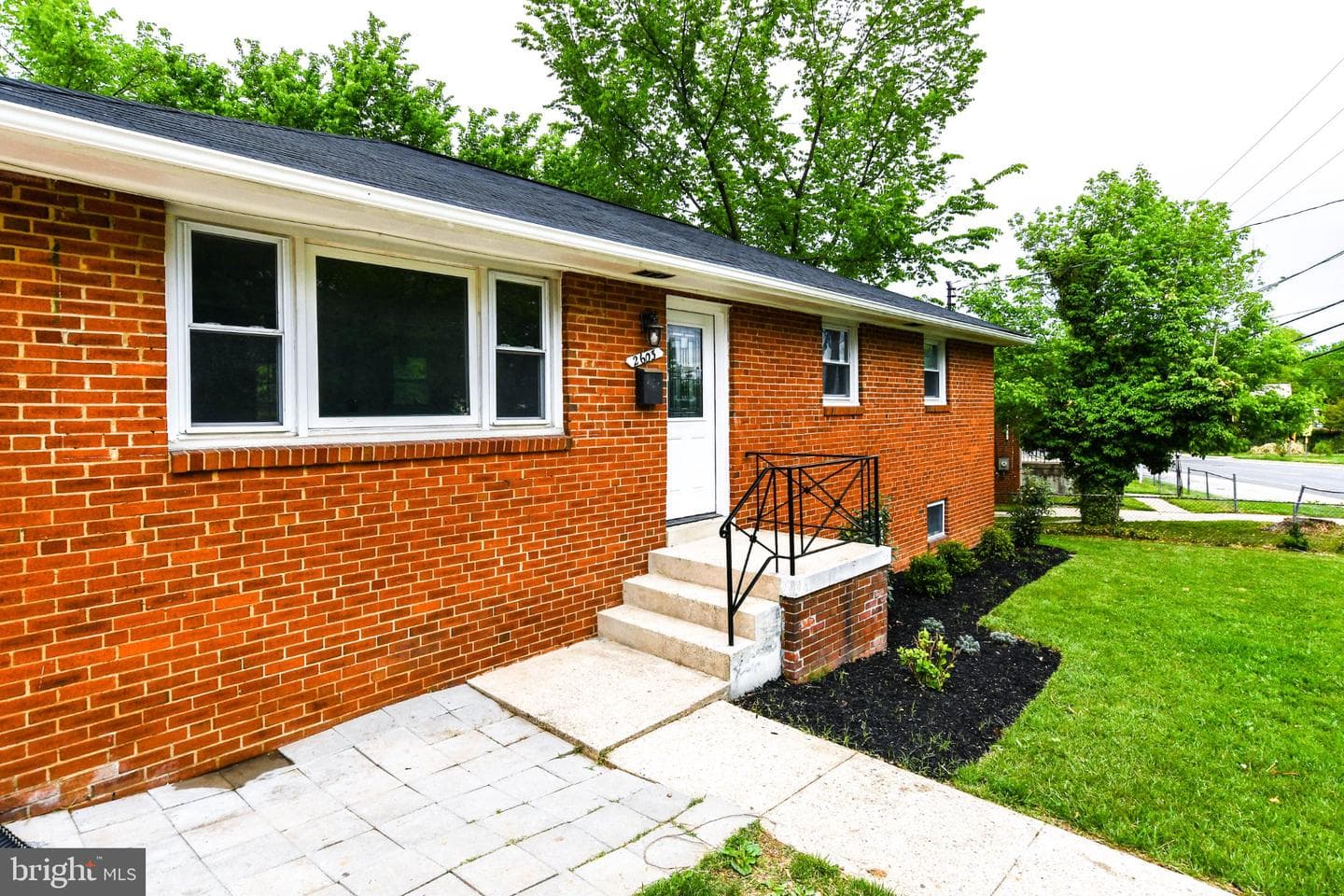2603 Shadyside Avenue photo 3