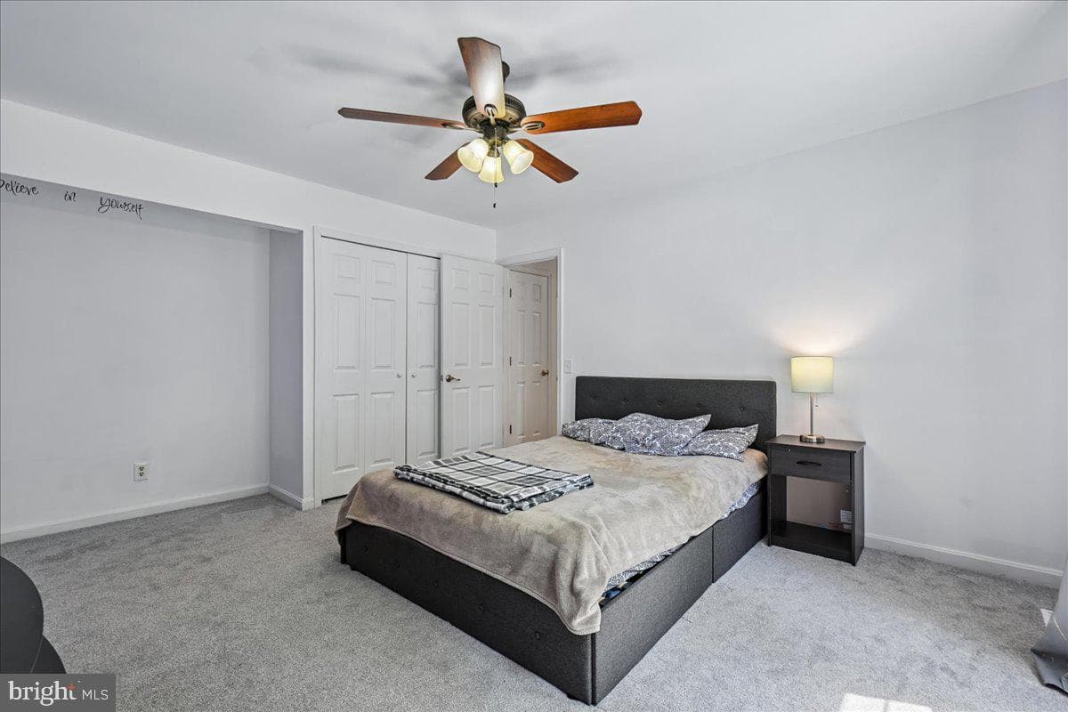 903 Brook Street photo 42