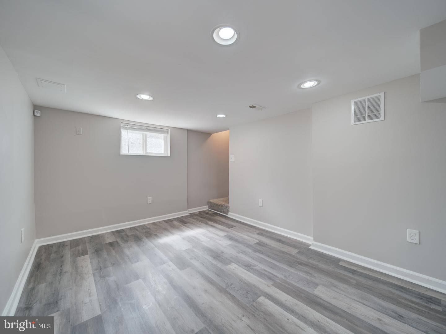 4217 Vine Street photo 32