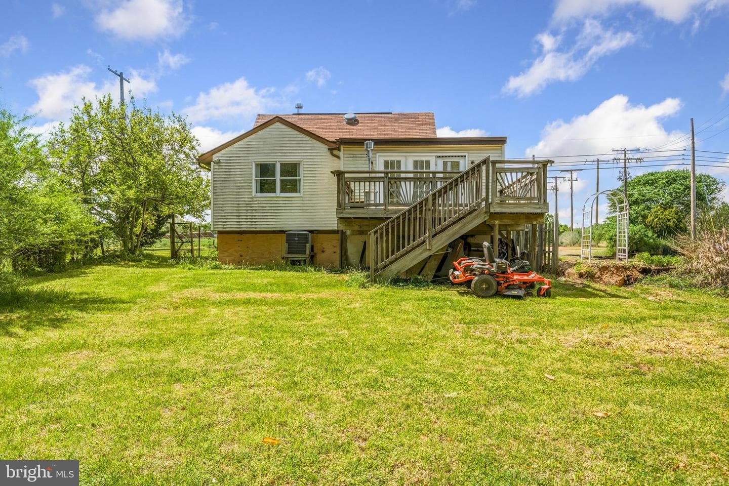 11216 Tippett Road photo 23