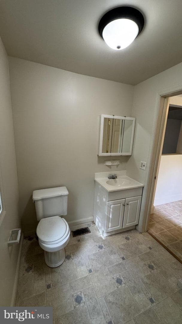 5517 Deer Pond Lane photo 9