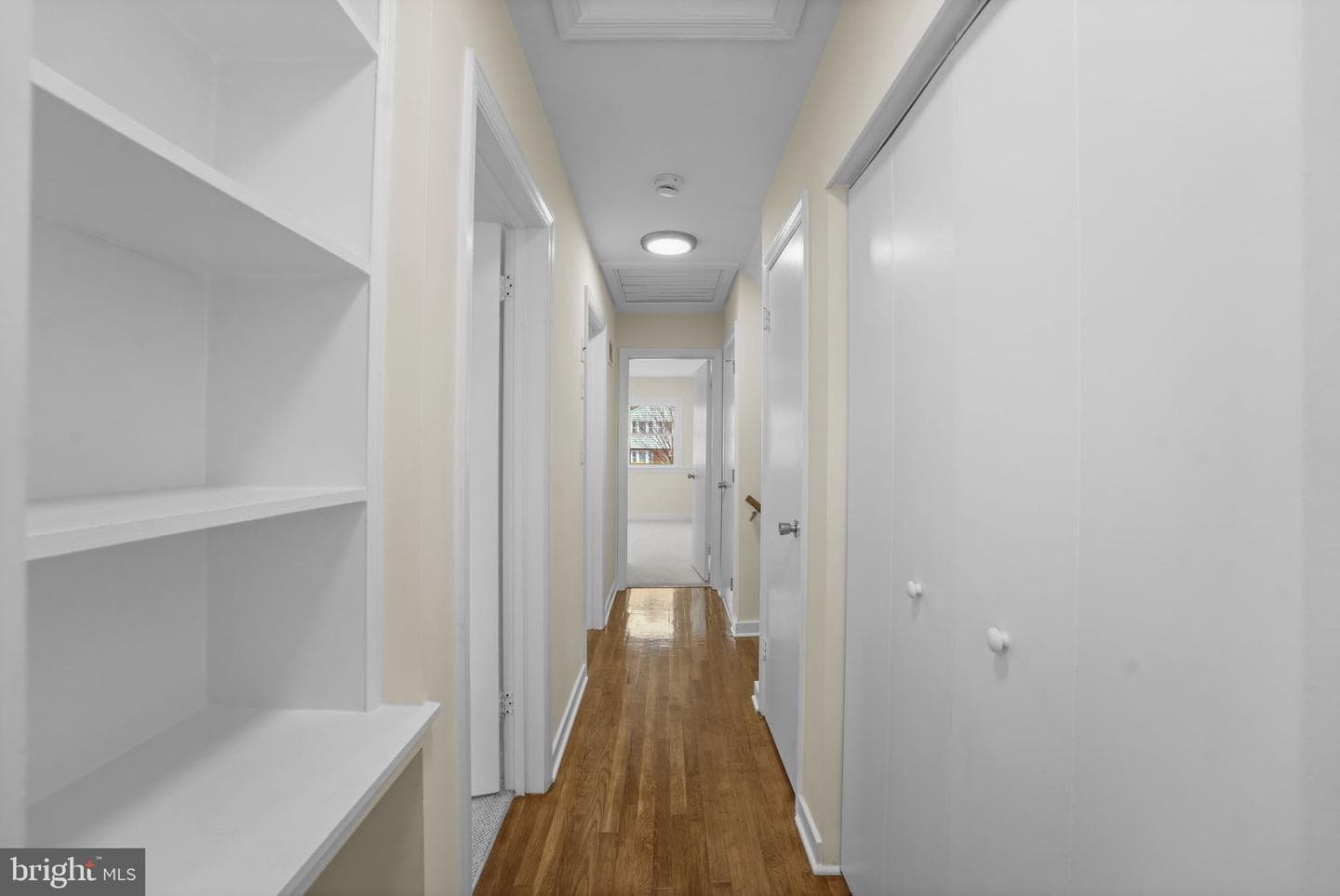 8405 Ravenswood photo 25