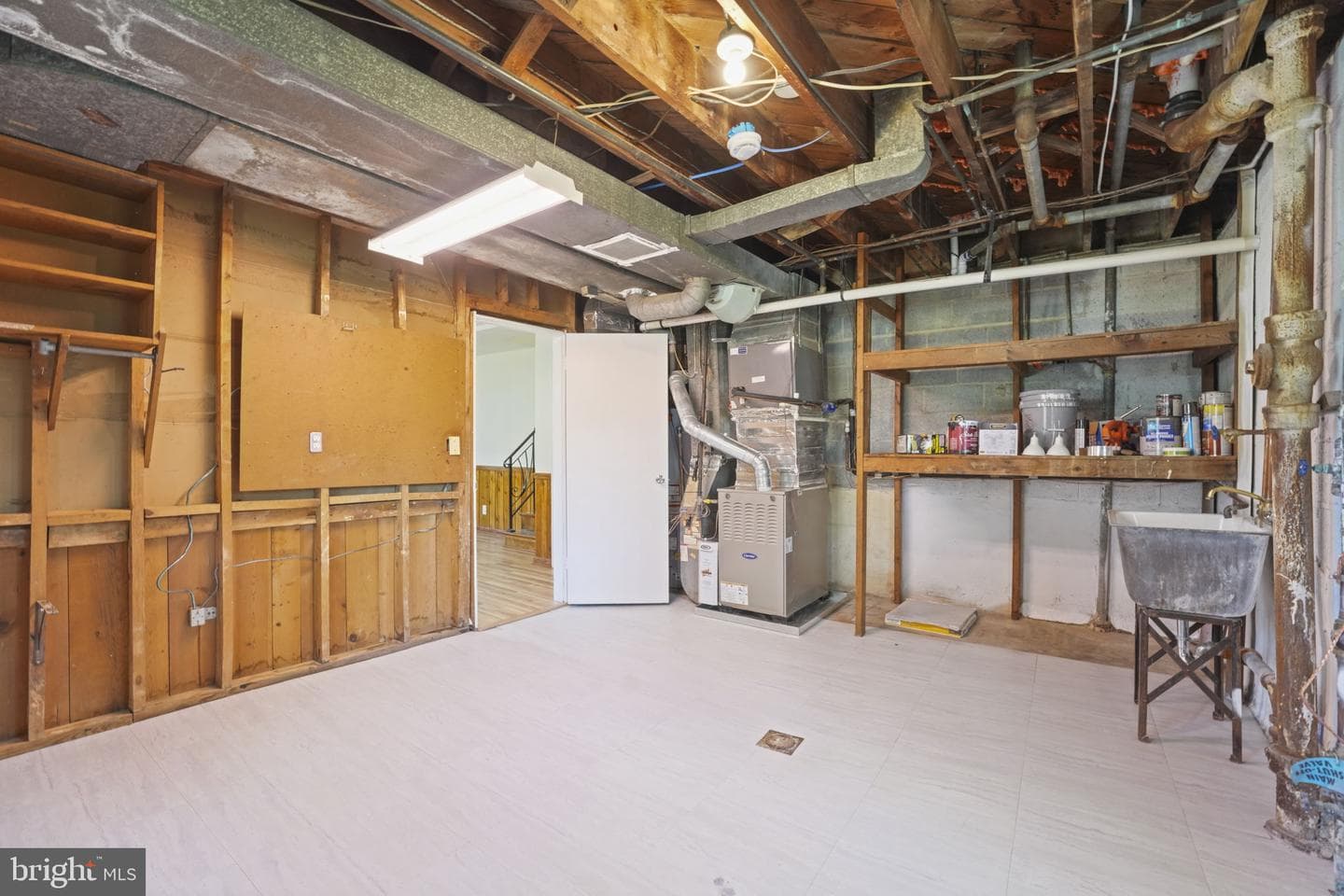 8405 Ravenswood photo 47