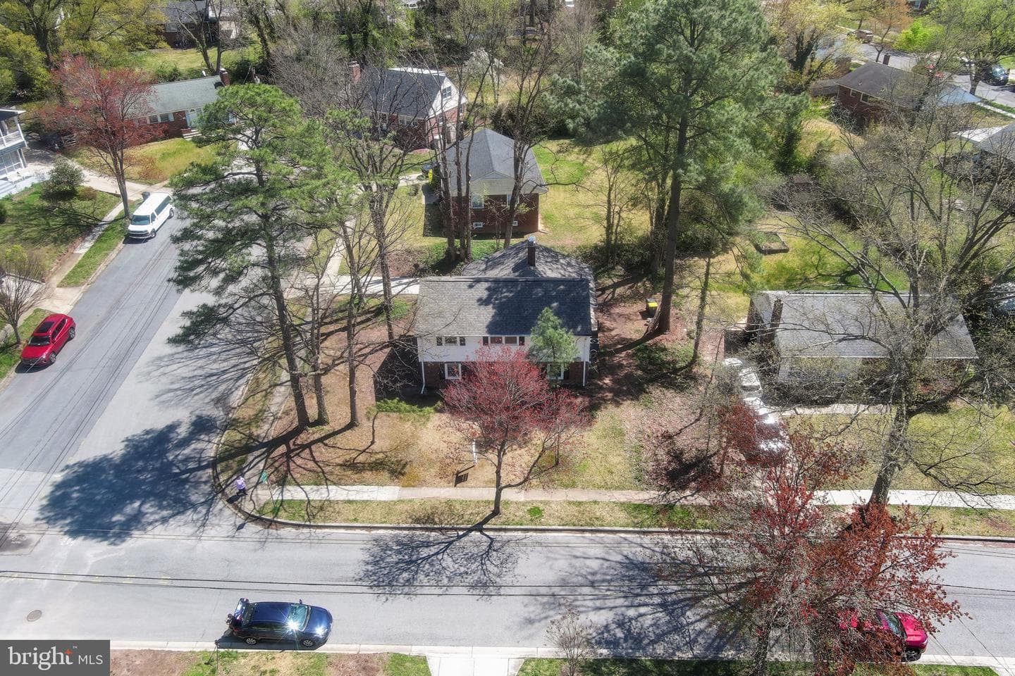 8405 Ravenswood photo 63
