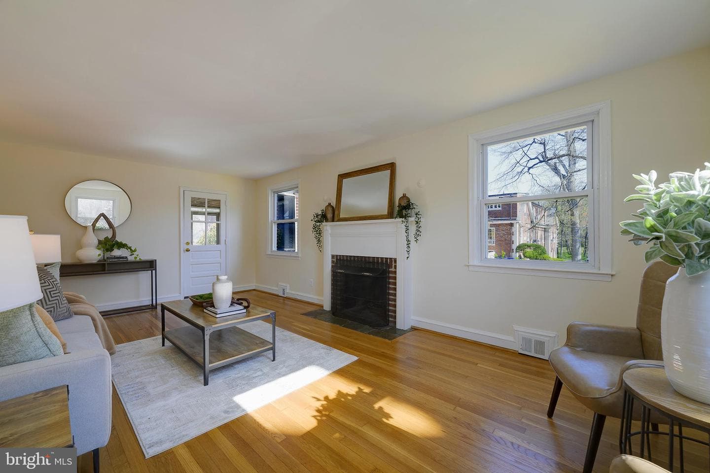 6506 43rd Avenue photo 4