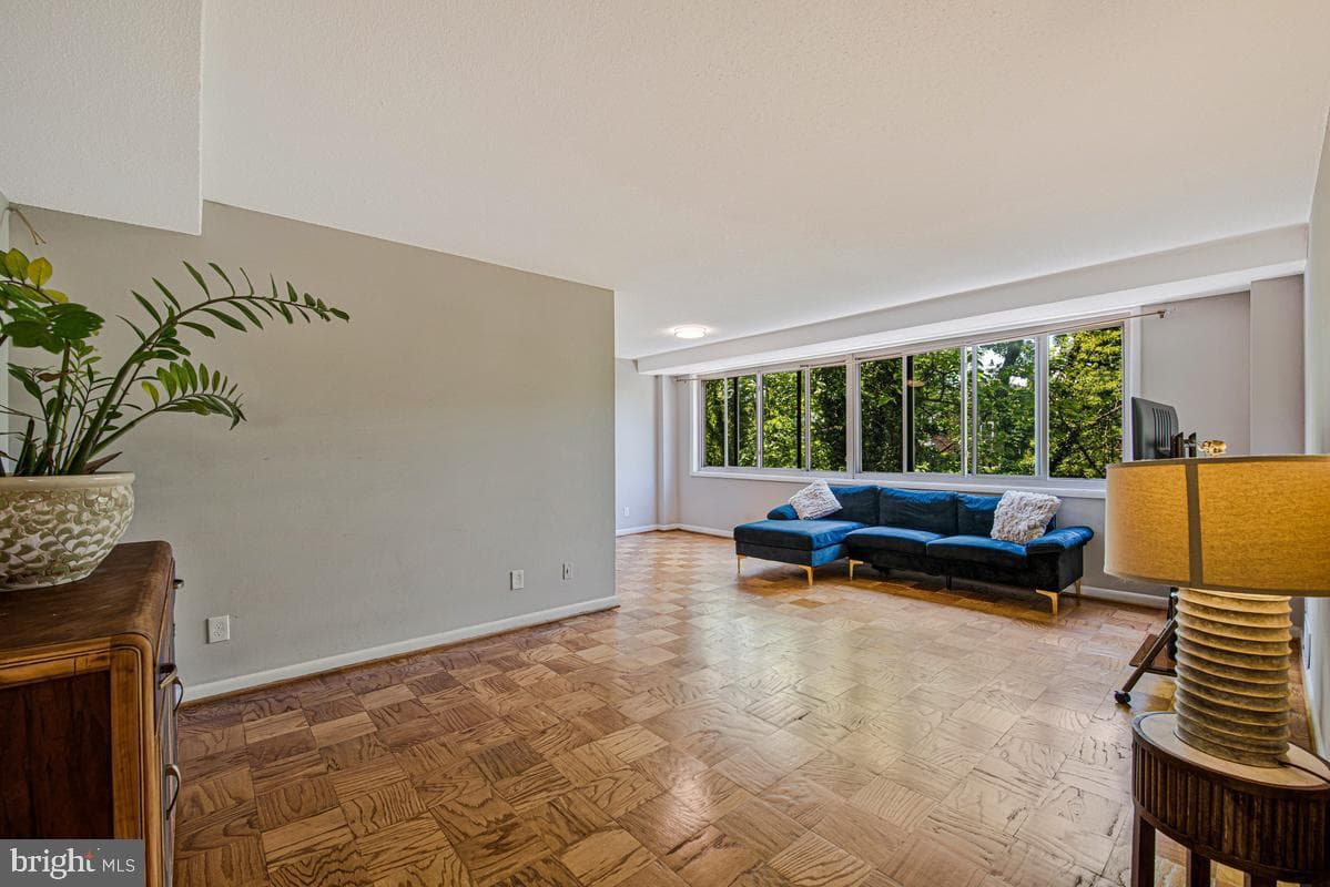 4410 Oglethorpe Street #317 photo 9