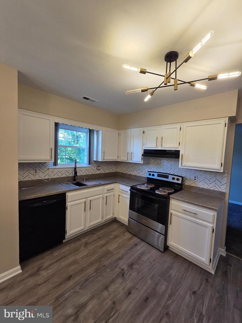 904 Finch Drive photo 10