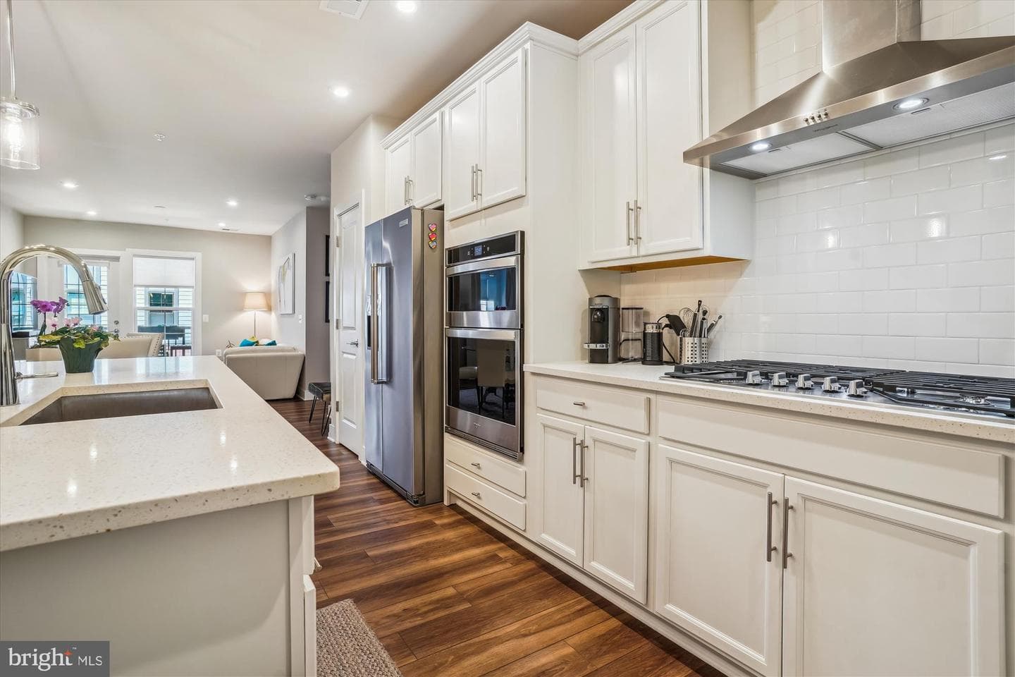 102 Saint Ives Place #209 photo 5