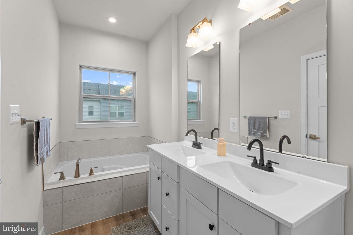 160 Lyons Creek Drive photo 28