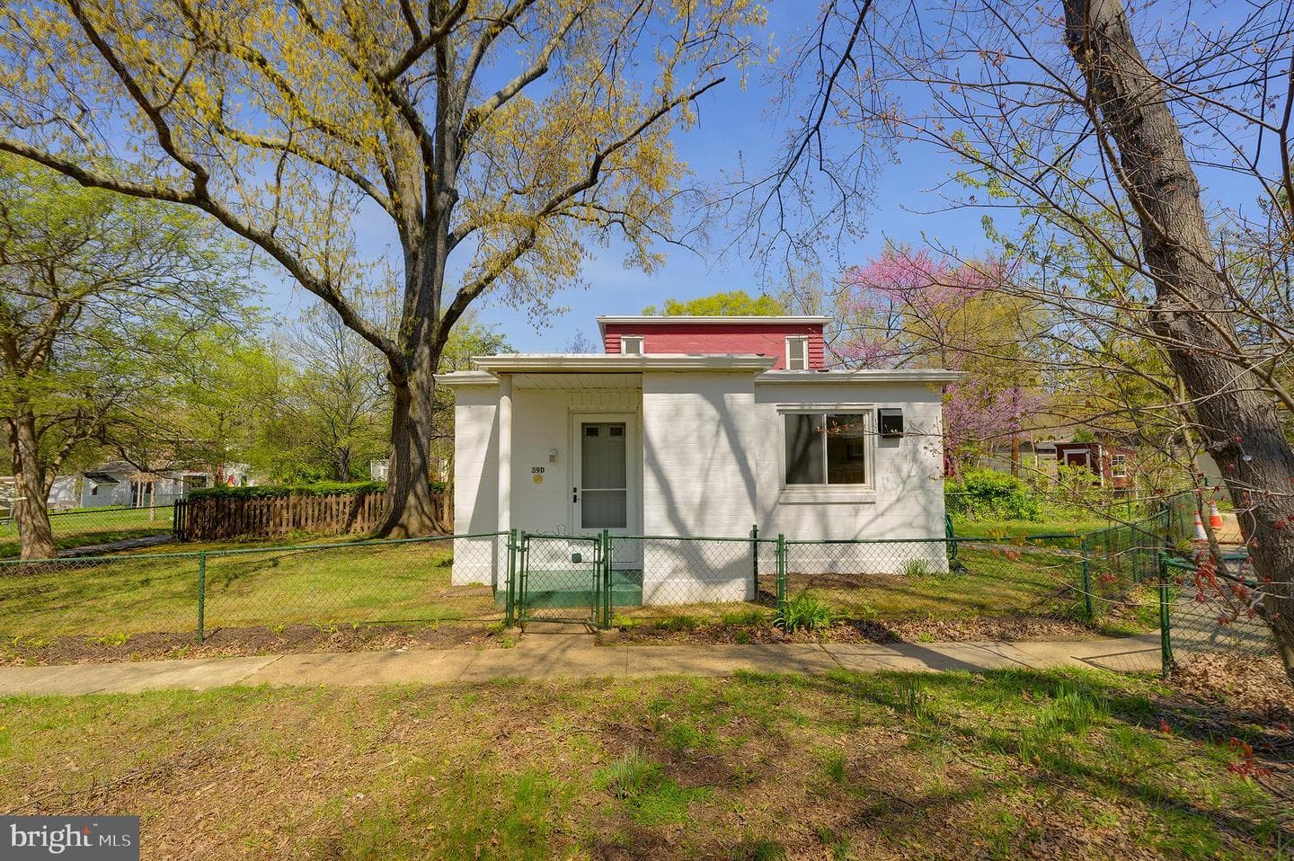 39 Ridge Road photo 1