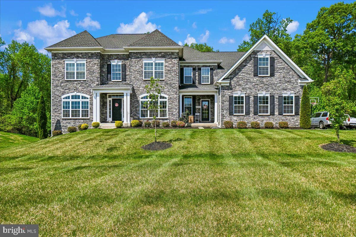 11107 King Gallahan Court