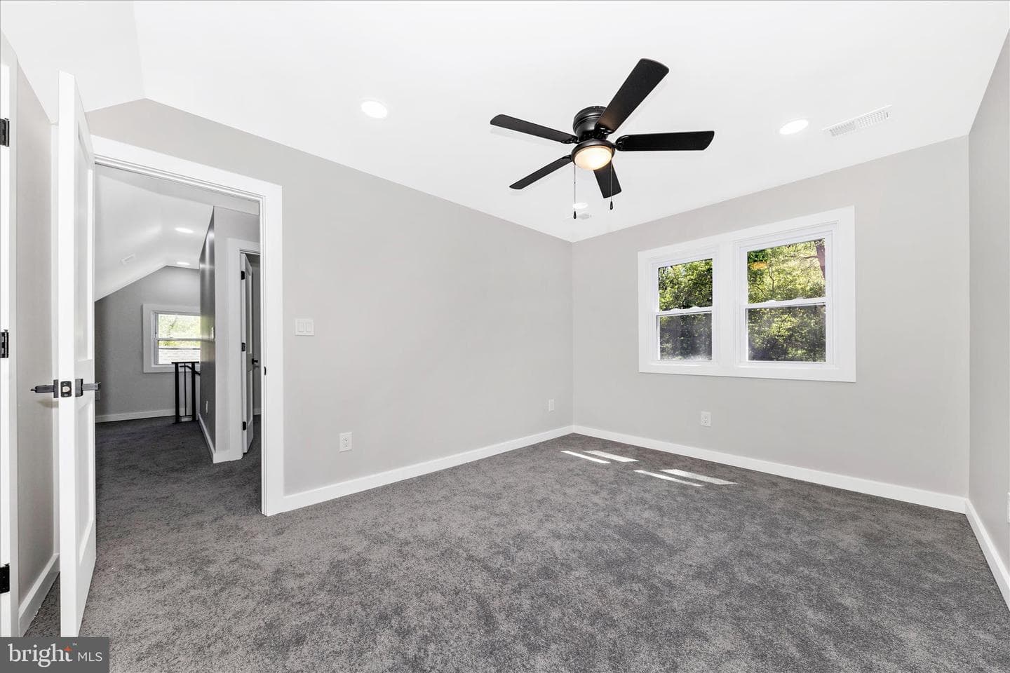 1519 Jutewood Avenue photo 32