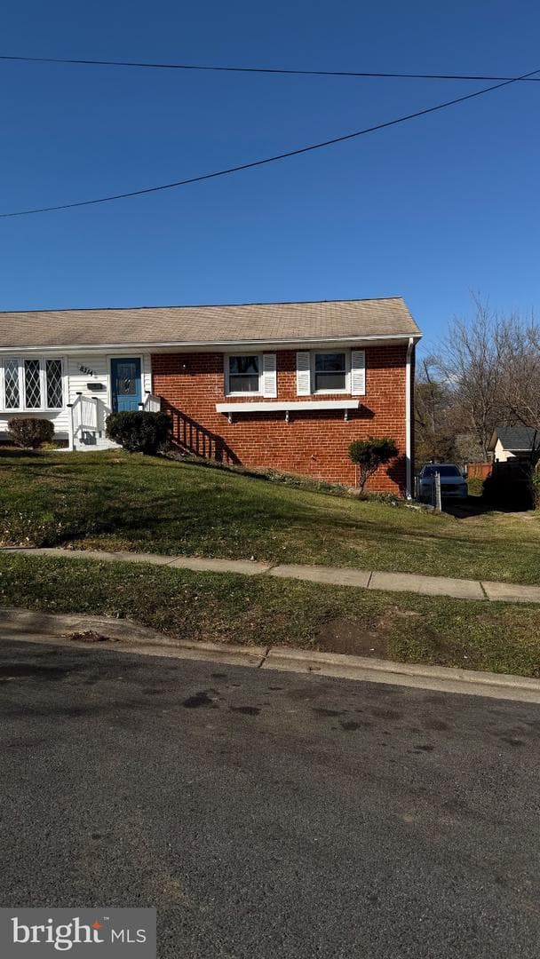 8314 Nicholson Street photo 3
