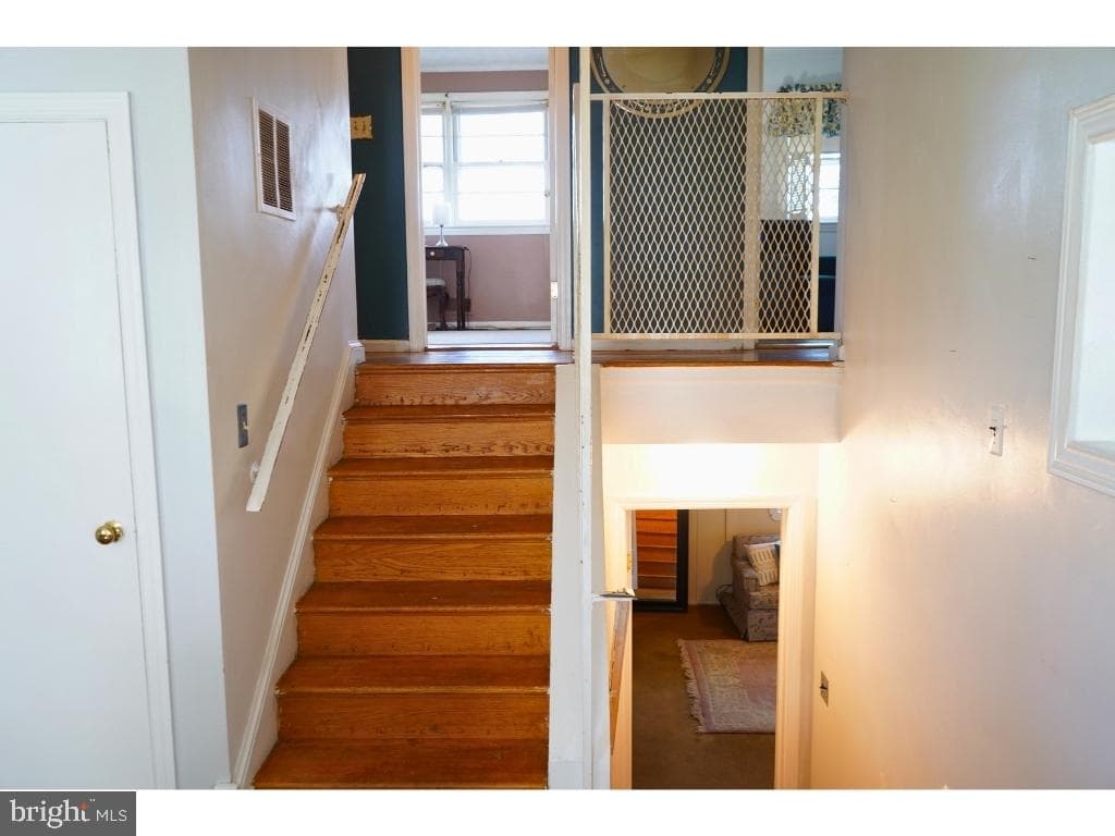 8301 Legation Road photo 9