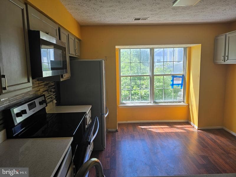 9 Barberry Court #40-5 photo 4