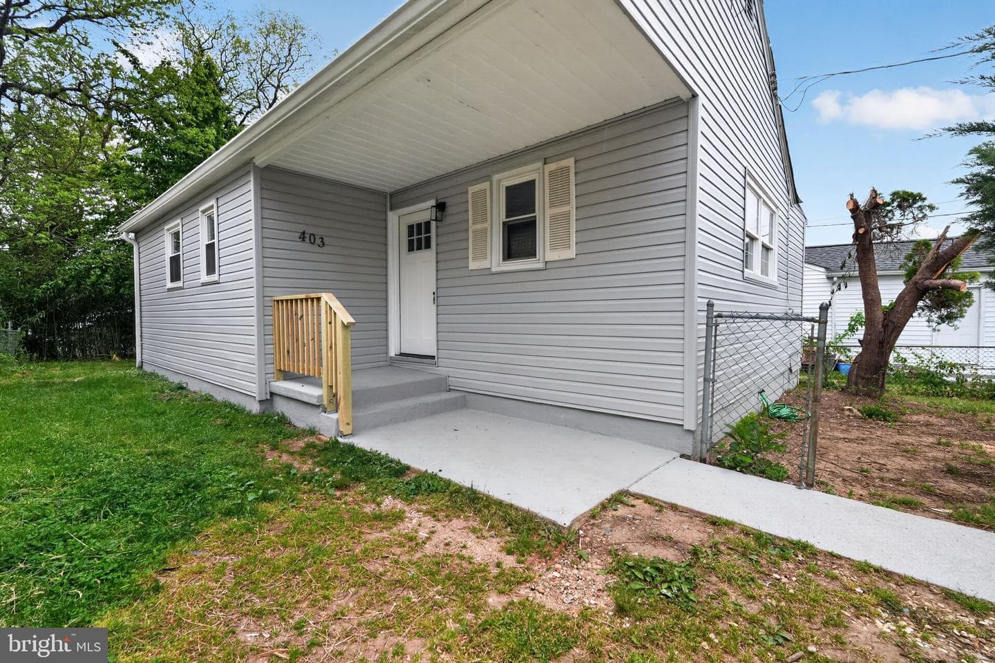 403 Dateleaf Avenue photo 2