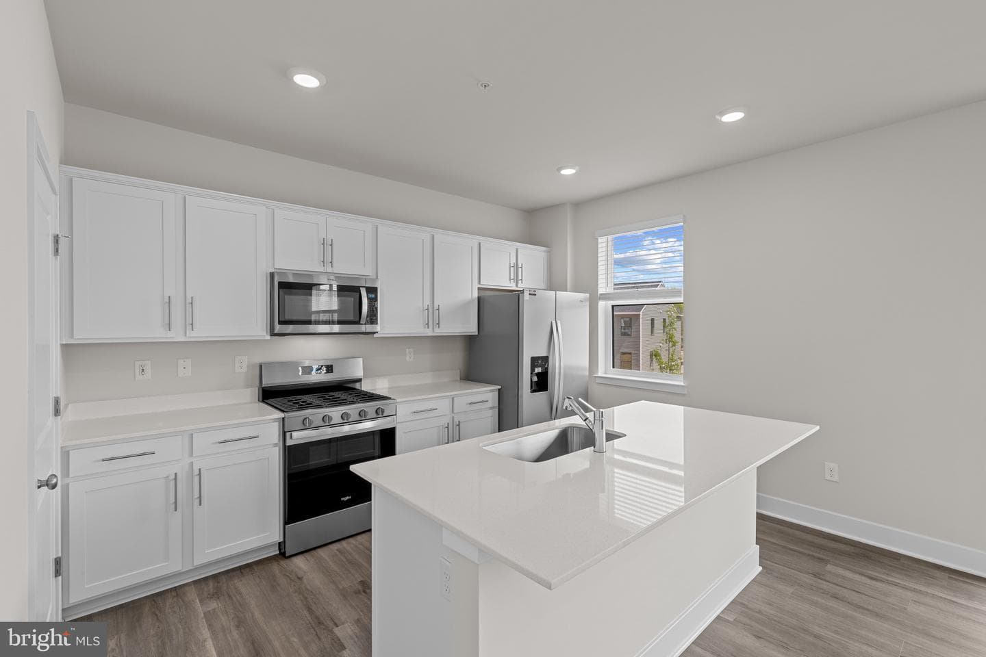 5208 Manor Park Drive photo 6